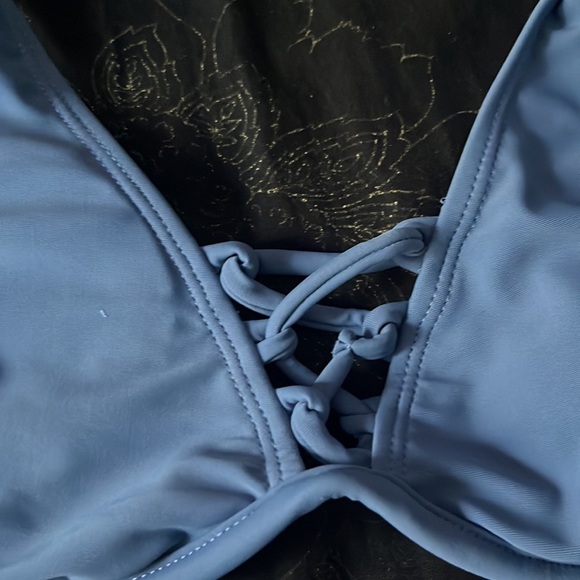 blue bikini - Picture 3 of 3